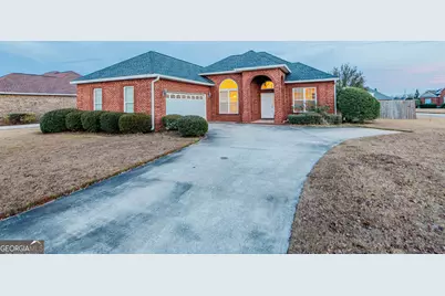 119 Bromley Way, Warner Robins, GA 31088 - Photo 1