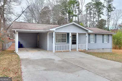 284 E 5th Avenue, Winder, GA 30680 - Photo 1