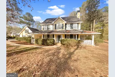 7 Barrington Court, Sharpsburg, GA 30277 - Photo 1