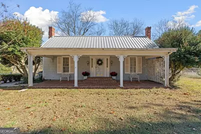 156 McLendon Circle, Carrollton, GA 30117 - Photo 1