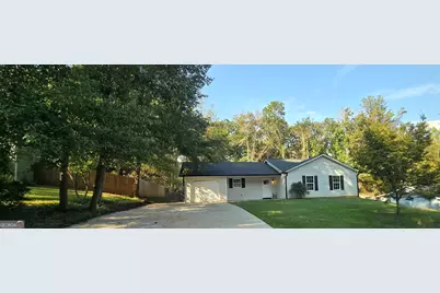 915 Navajo Trail, Covington, GA 30016 - Photo 1