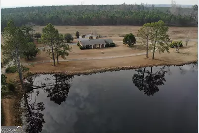 1668 E Golden Isles Highway, McRae-Helena, GA 31055 - Photo 1