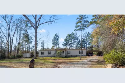 225 Merry Drive NW, Milledgeville, GA 31061 - Photo 1