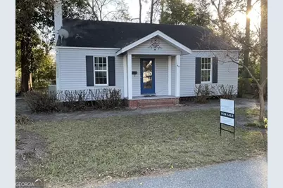89 W Ivey Street, Baxley, GA 31513 - Photo 1