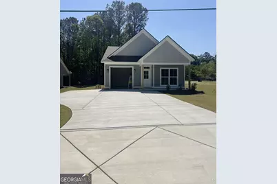 221 Oak Avenue, Pine Mountain, GA 31822 - Photo 1
