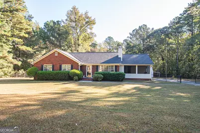 200 Lake Amah Lee Road, Hampton, GA 30228 - Photo 1