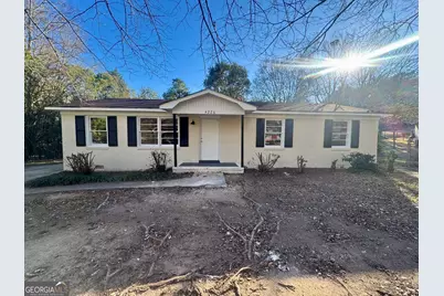 4226 Robinson Circle, Macon, GA 31204 - Photo 1