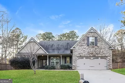 933 Besse Way, Locust Grove, GA 30248 - Photo 1