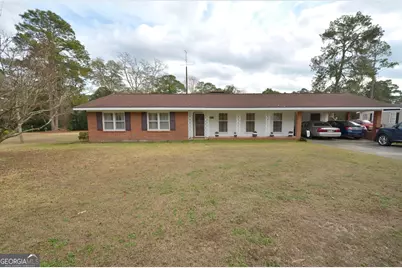 851 8th Avenue, Eastman, GA 31023 - Photo 1