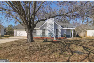 736 Gateway Drive, Bonaire, GA 31005 - Photo 1