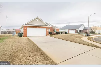 114 Chasen Court, Byron, GA 31008 - Photo 1