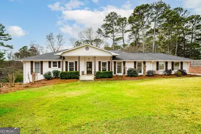 1570 King Arthur Court SE, Smyrna, GA 30080 - Photo 1