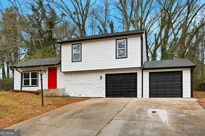 677 Tarkington Road S, Stone Mountain, GA 30088 - Photo 1