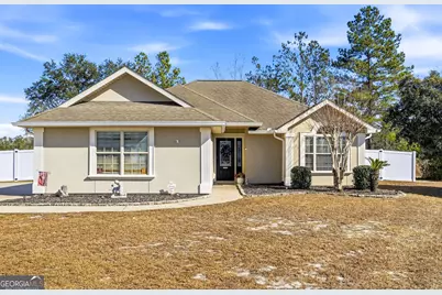 235 Victorian Lake Drive, Brunswick, GA 31525 - Photo 1