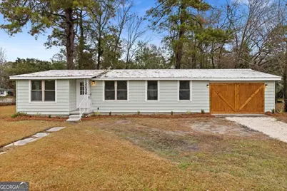 502 E Cregor Street, Bloomingdale, GA 31302 - Photo 1