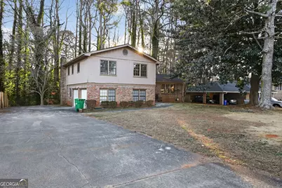 1201 Hunters Glen Drive, Stone Mountain, GA 30083 - Photo 1