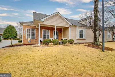 403 Commonwealth Circle, Newnan, GA 30263 - Photo 1