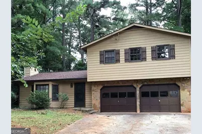 6859 Lakeview Lane, Doraville, GA 30360 - Photo 1