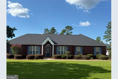 6 Lynnwood Drive, Hazlehurst, GA 31539 - Photo 1