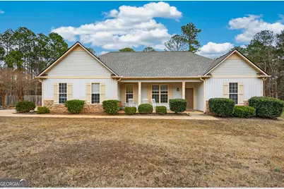 107 Amhurst Drive, West Point, GA 31833 - Photo 1