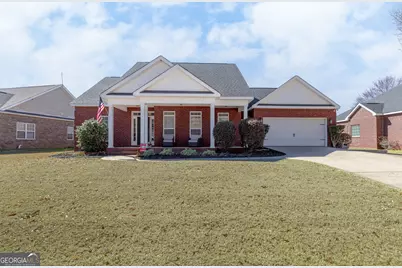 300 Hunts Landing Drive, Kathleen, GA 31047 - Photo 1