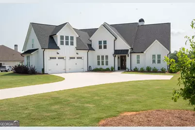 208 Township Drive, Senoia, GA 30276 - Photo 1