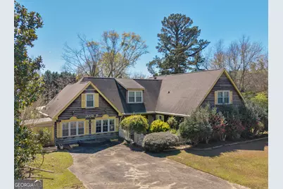 209 Founders Drive, Barnesville, GA 30204 - Photo 1