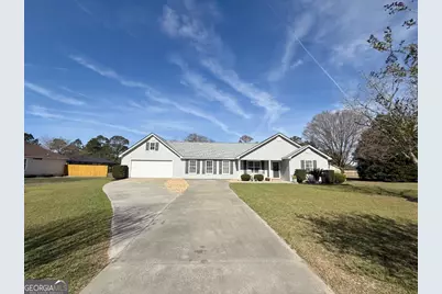 1405 Pebblewood Drive, Adel, GA 31620 - Photo 1