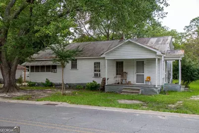 7 Burke Street, Baxley, GA 31513 - Photo 1