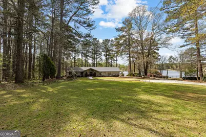 2025 Castle Lake Drive, Tyrone, GA 30290 - Photo 1