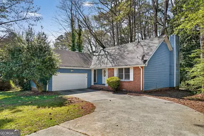 1036 Huntingdon Court, Stone Mountain, GA 30083 - Photo 1