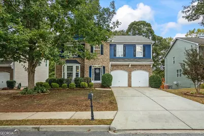 10 Lakeshore Parkway, Newnan, GA 30263 - Photo 1