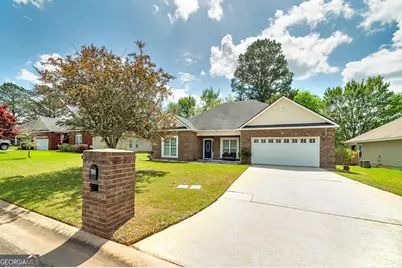 701 Amberley Court, Kathleen, GA 31047 - Photo 1