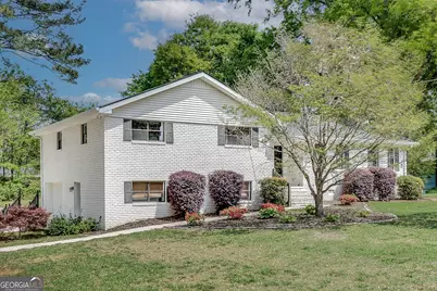151 Suburban Drive NE, Kennesaw, GA 30144 - Photo 1