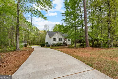 35 S Robin Lane, Newnan, GA 30263 - Photo 1