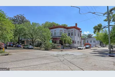 223 W 38th Street, Savannah, GA 31401 - Photo 1