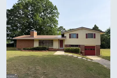 105 Westview Drive, Dublin, GA 31021 - Photo 1