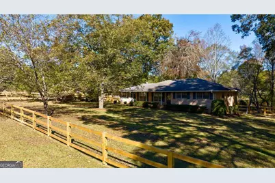 8100 Hog Mountain Road, Statham, GA 30666 - Photo 1