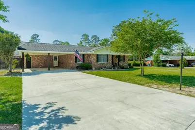 1617 Windsor Drive, Waycross, GA 31503 - Photo 1