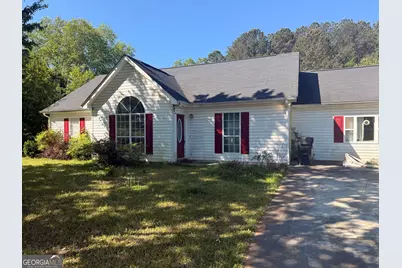 93 Saint James Place, Sharpsburg, GA 30277 - Photo 1