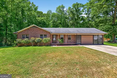 205 Dunwoody Circle, Griffin, GA 30223 - Photo 1