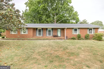 105 Auburn Drive, Warner Robins, GA 31088 - Photo 1