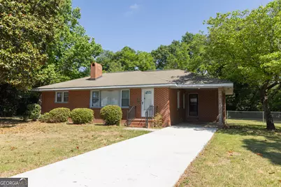 610 Cherokee Drive, Warner Robins, GA 31093 - Photo 1