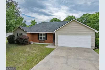 8 Edinburgh, Tifton, GA 31794 - Photo 1