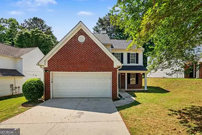 4489 Chestnut Lake Avenue, Lithonia, GA 30038 - Photo 1