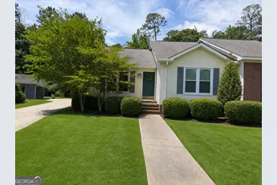 163 Manor Row, Macon, GA 31210 - Photo 1