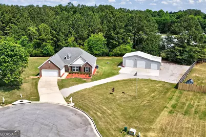 111 Queens Lane, Good Hope, GA 30641 - Photo 1
