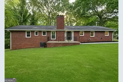 3248 Hilltop Circle, Gainesville, GA 30506 - Photo 1