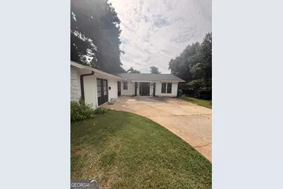 1148 Mannbrook Drive, Stone Mountain, GA 30083 - Photo 1