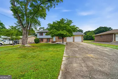 930 Cochise Trail SE, Conyers, GA 30094 - Photo 1